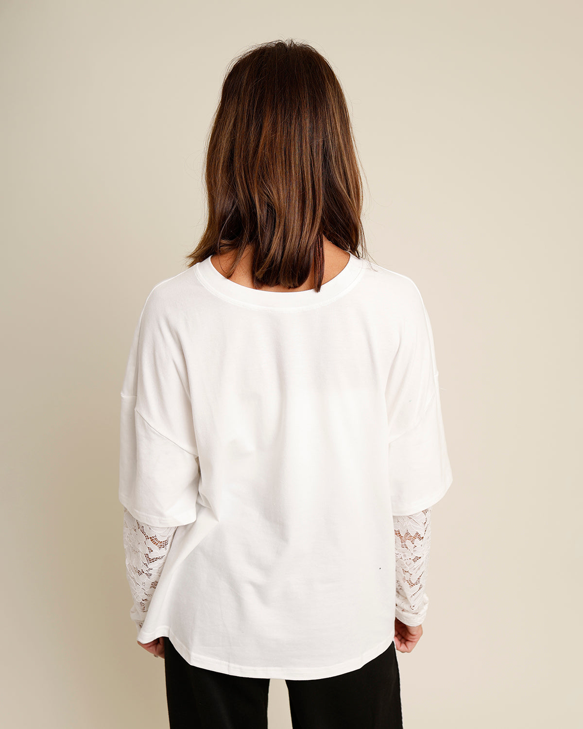 LACE ABOUT IT TEE