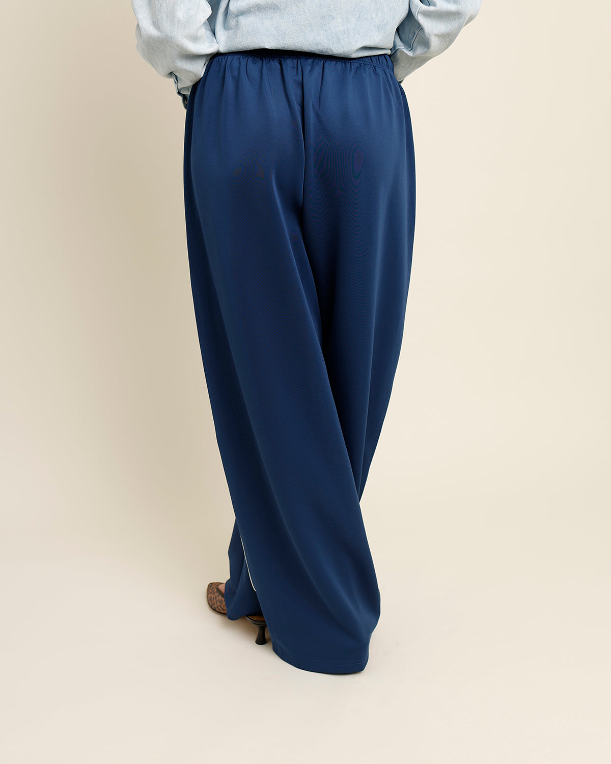 TRACK TALK TRACK PANTS X BLUE
