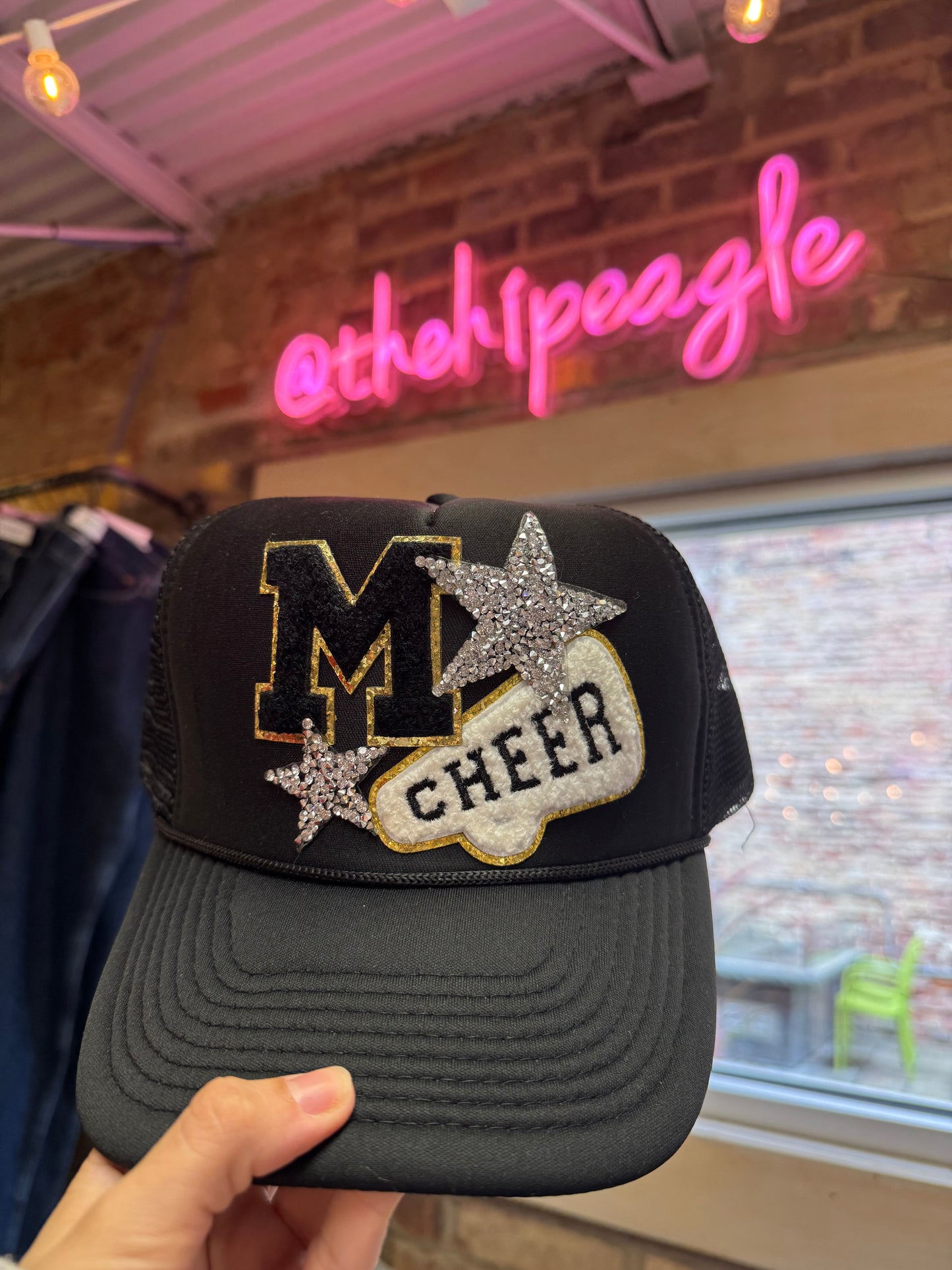 CHEER CAPTAIN TRUCKER HAT