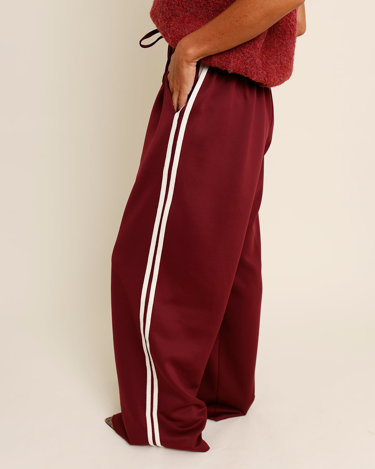 TRACK TALK TRACK PANTS X MAROON