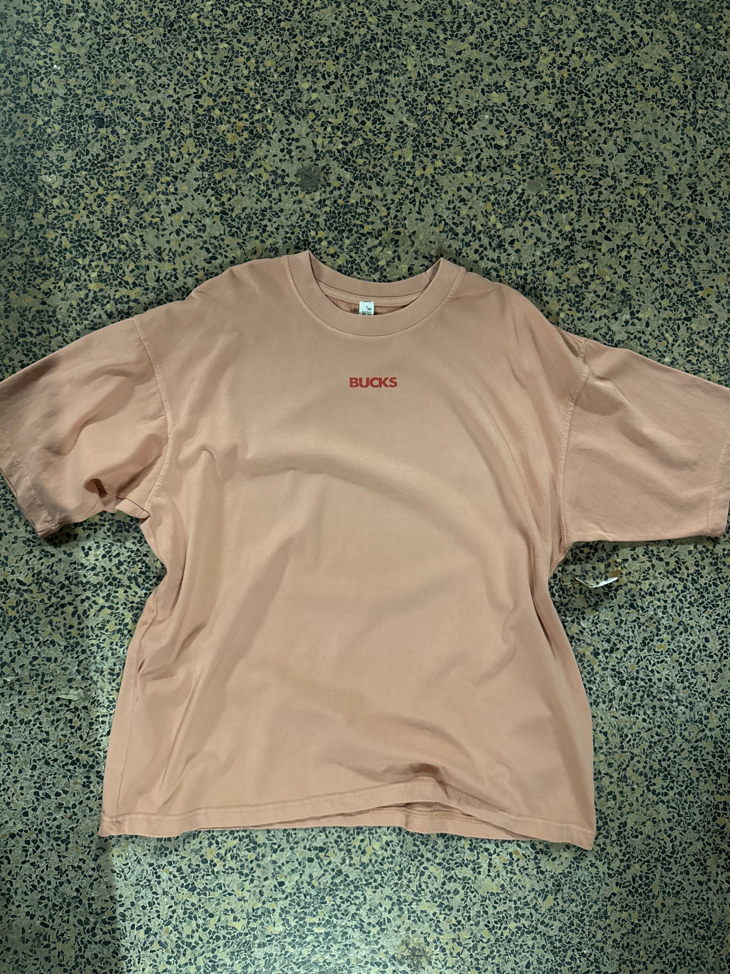 BUCKS FAN FAVORITE TEE