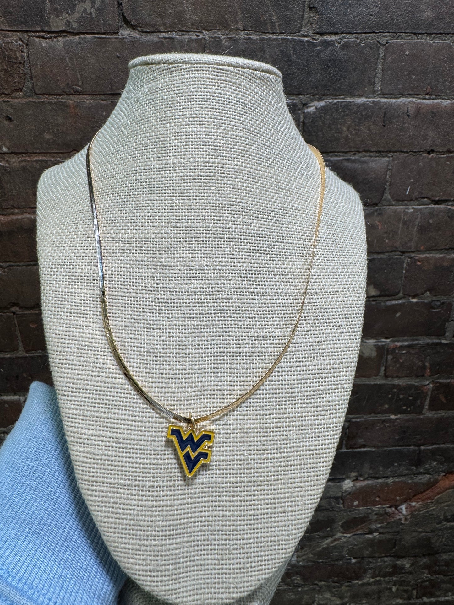 WEST VIRGINIA GOLD & ENAMEL FLAT SNAKE CHAIN NECKLACE