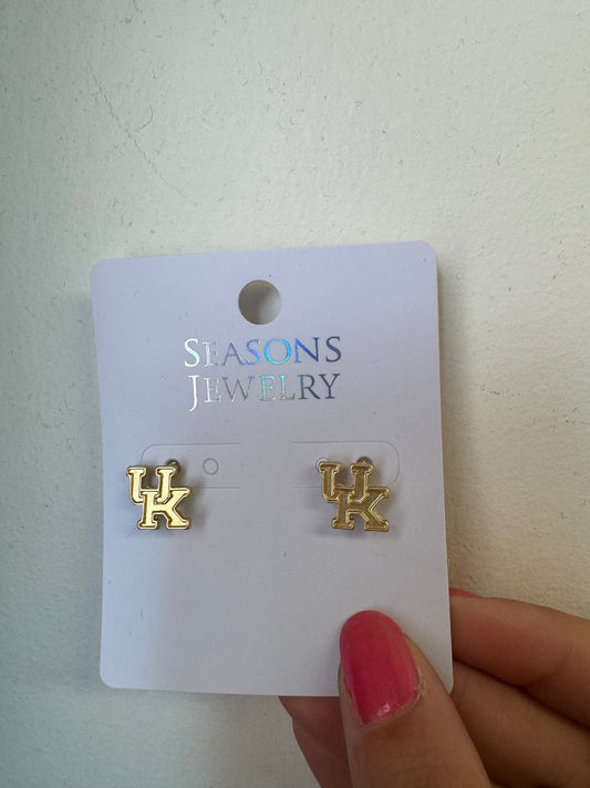 KENTUCKY MATTE GOLD STUD EARRINGS