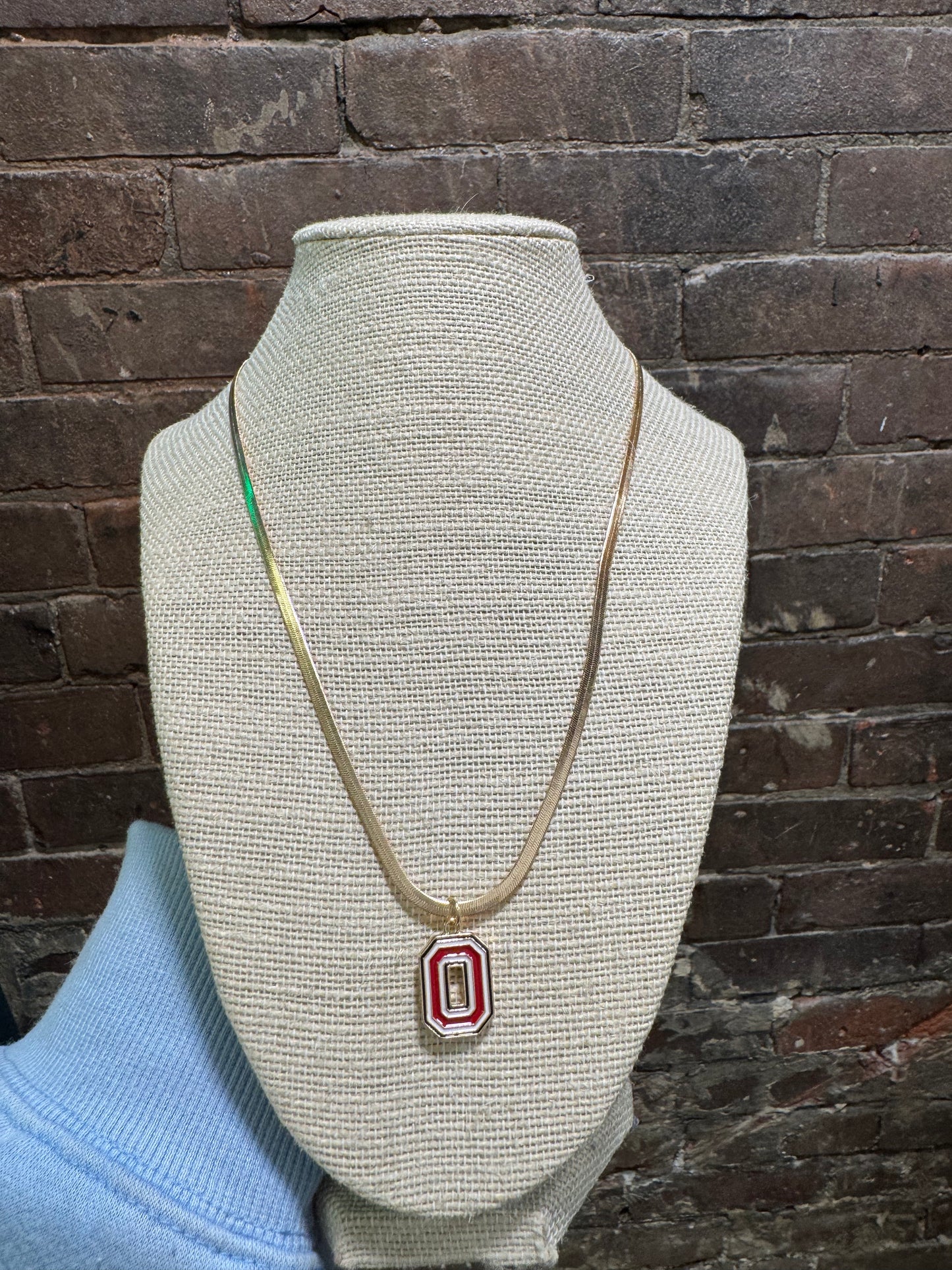 OHIO STATE GOLD & ENAMEL LOGO NECKLACE