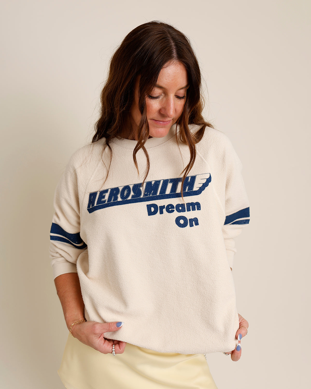 DAYDREAMER AEROSMITH DREAM ON REVERSE RAGLAN SWEATSHIRT