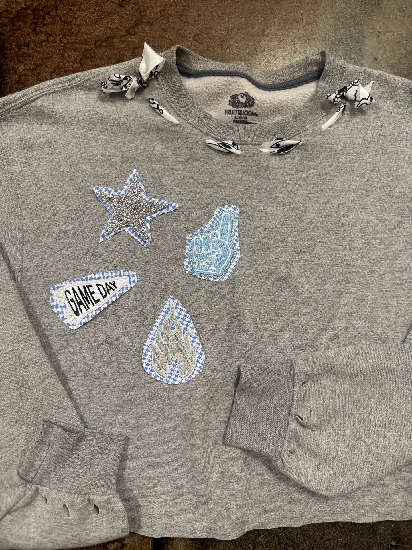 BLEACHER BABE X GAMEDAY GRAY CROPPED CREWNECK