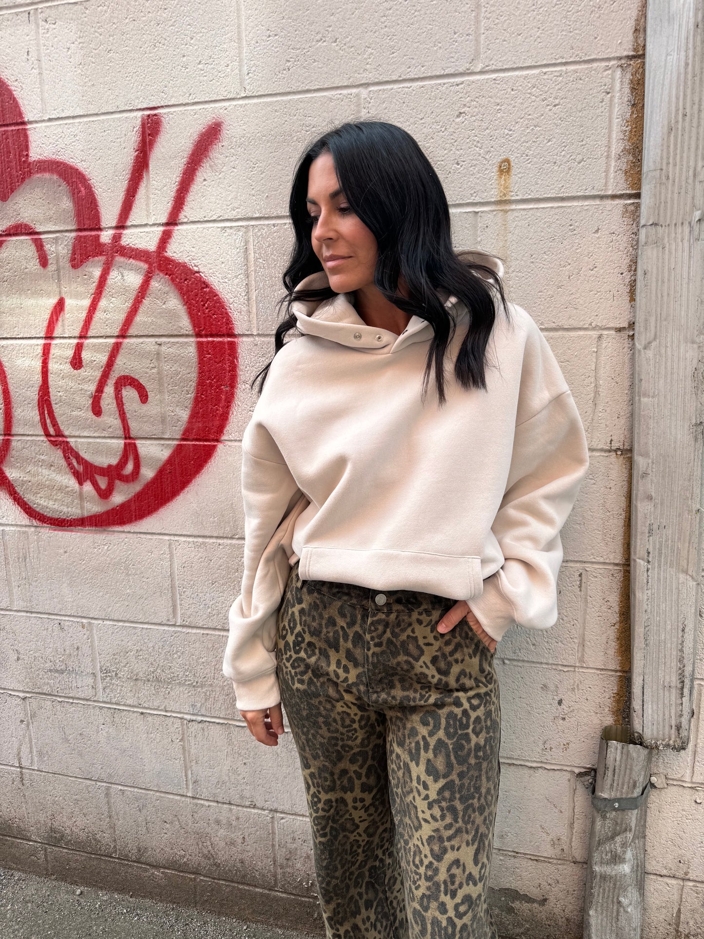 SHE'S KNOWS LEOPARD DENIM