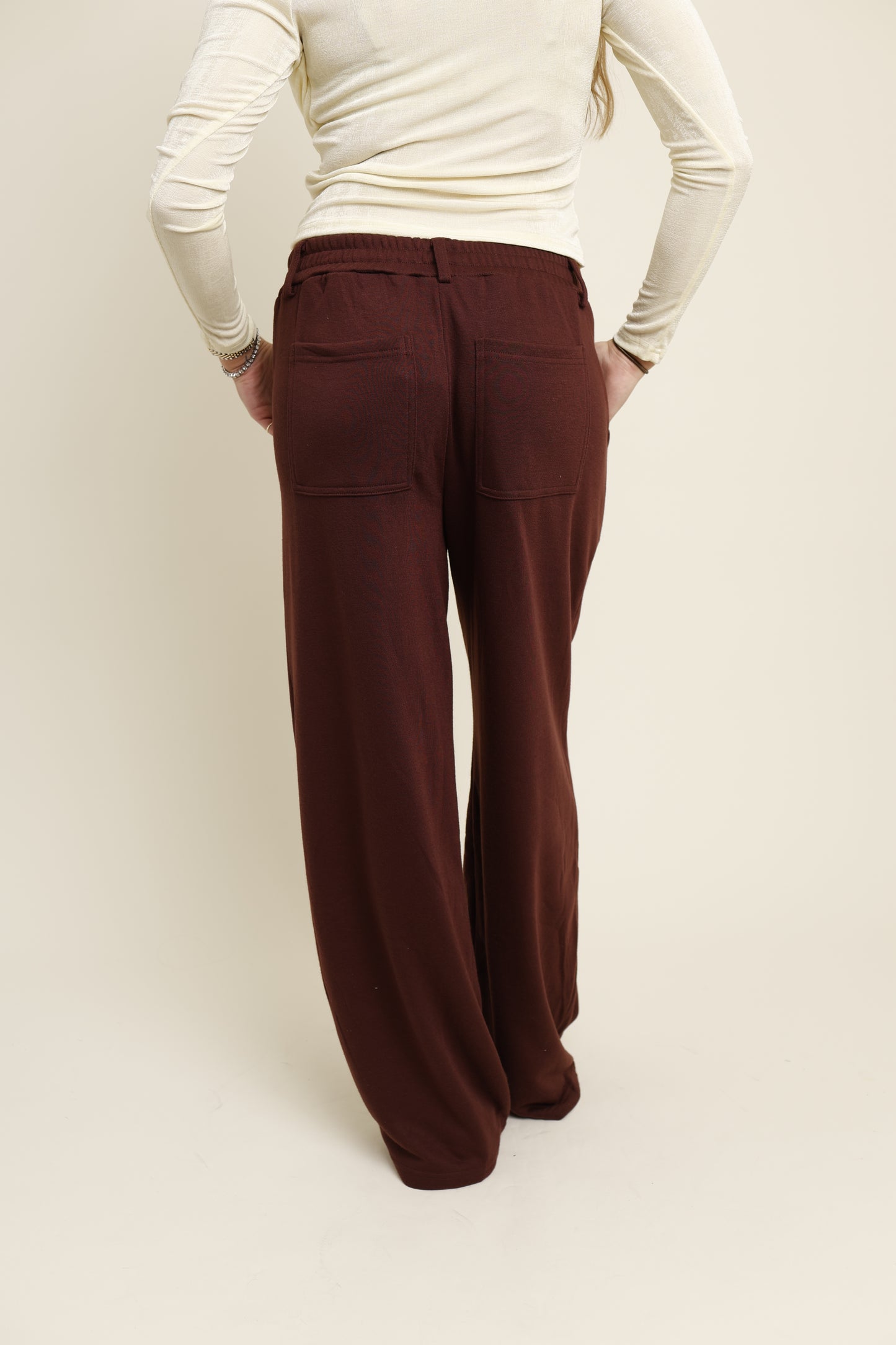 LAID-BACK LUXE SWEATPANTS X MAROON