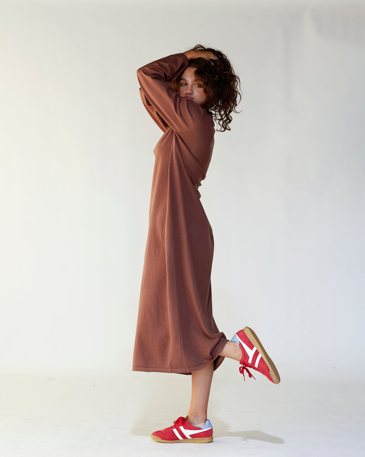 TAKE IT EASY LONG SLEEVE MIDI DRESS
