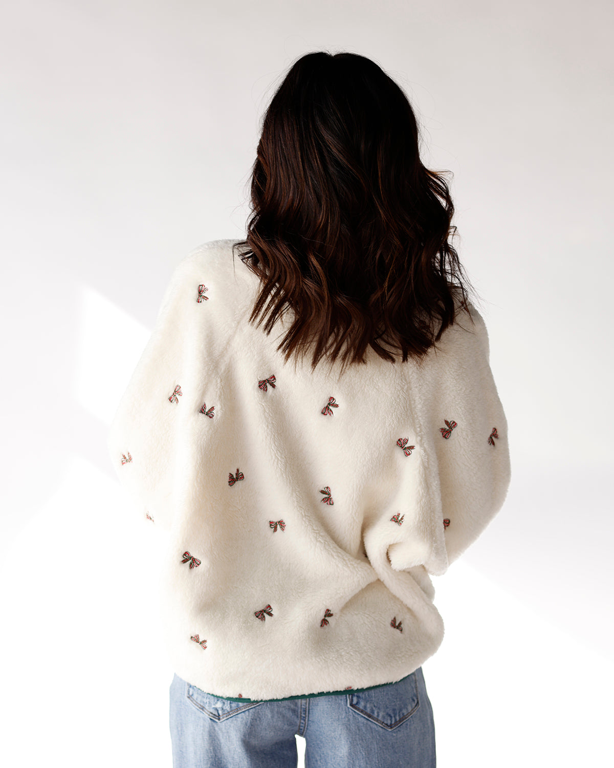 BOWS OF HOLLY SHERPA