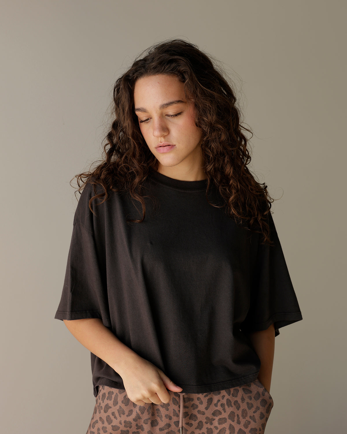 DAYDREAMER LA BLACK CROPPED VINTAGE TEE