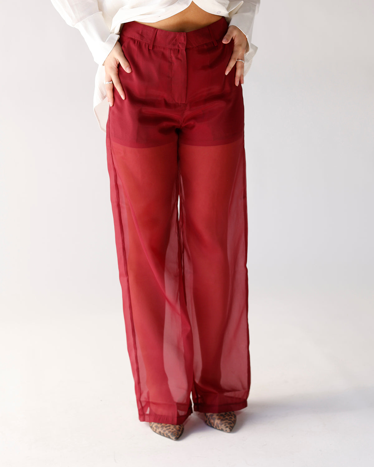 HOLIDAY MUSE BURGUNDY ORGANZA TROUSER