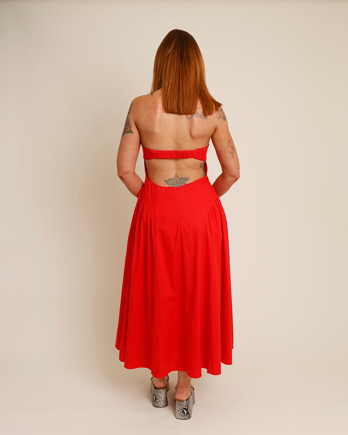 NIA ANNE STRAPLESS MIDI DRESS
