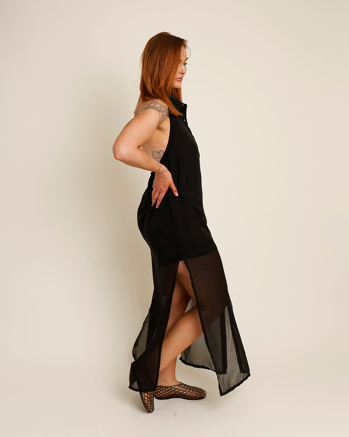 ARIA COLLARED HALTER NECK MAXI DRESS X BLACK