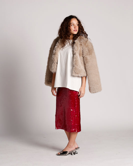 festive sparkly skirt holiday outfit insp easy holiday outfit nye outfit sparkly skirt