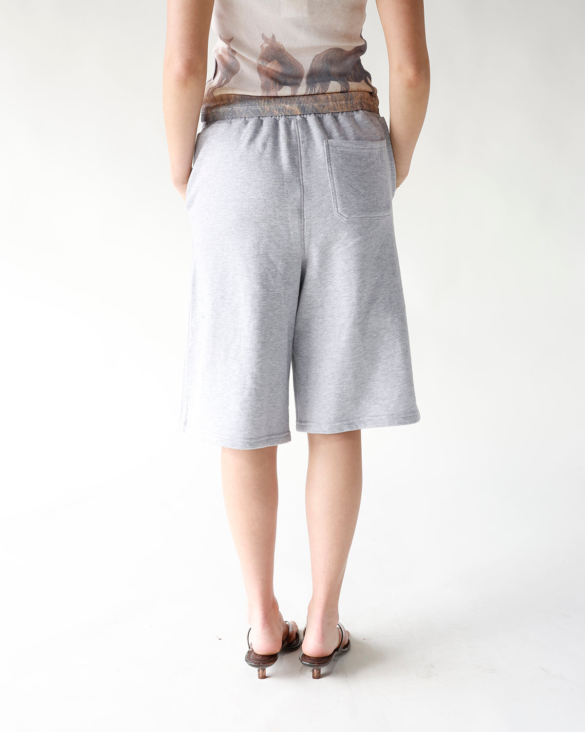 READY TO UNWIND SWEATSHORTS X HEATHER GREY