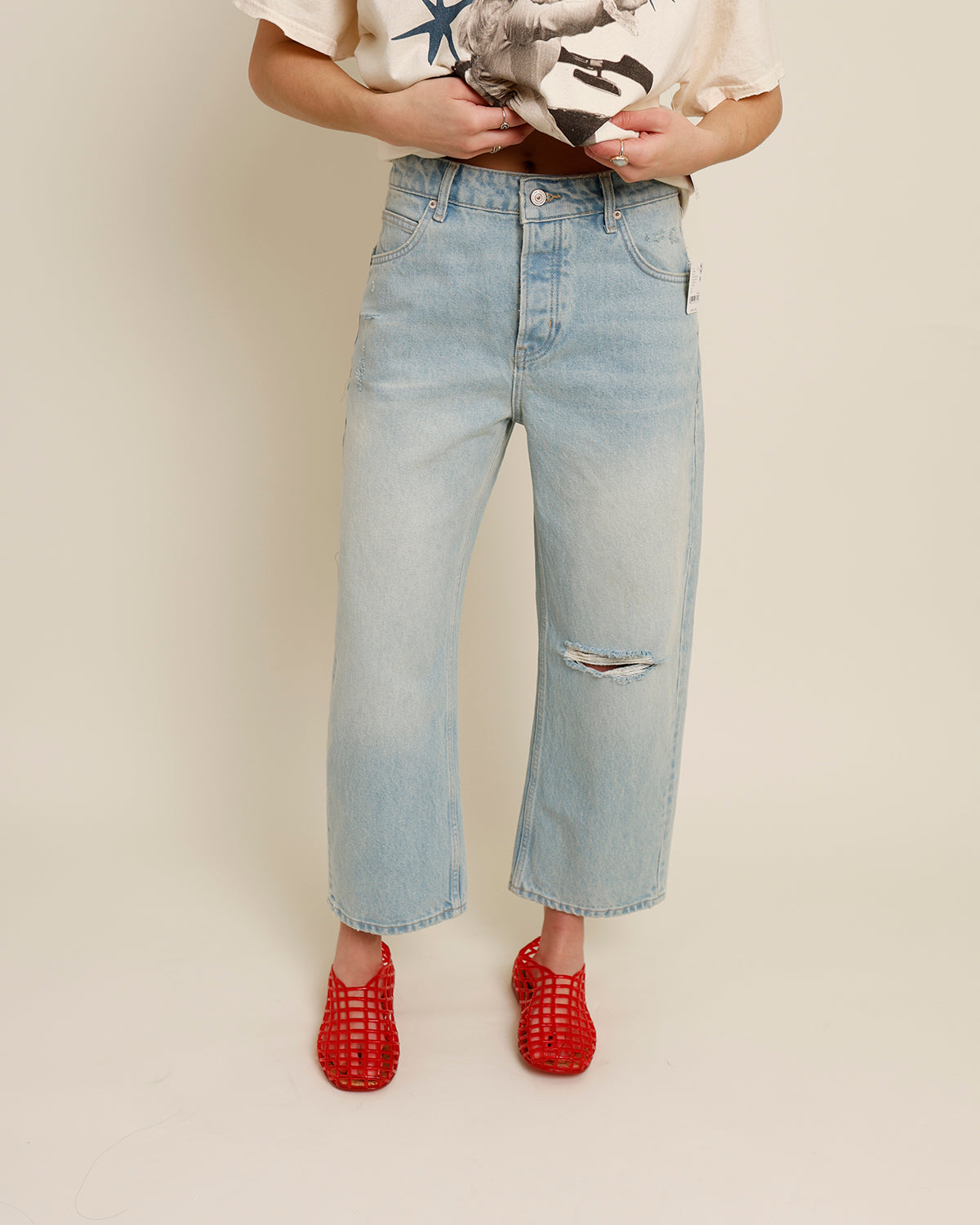 FREE PEOPLE DEEP TRANCE DROPPED BOYFRIEND JEANS IN BLEACHED OUT