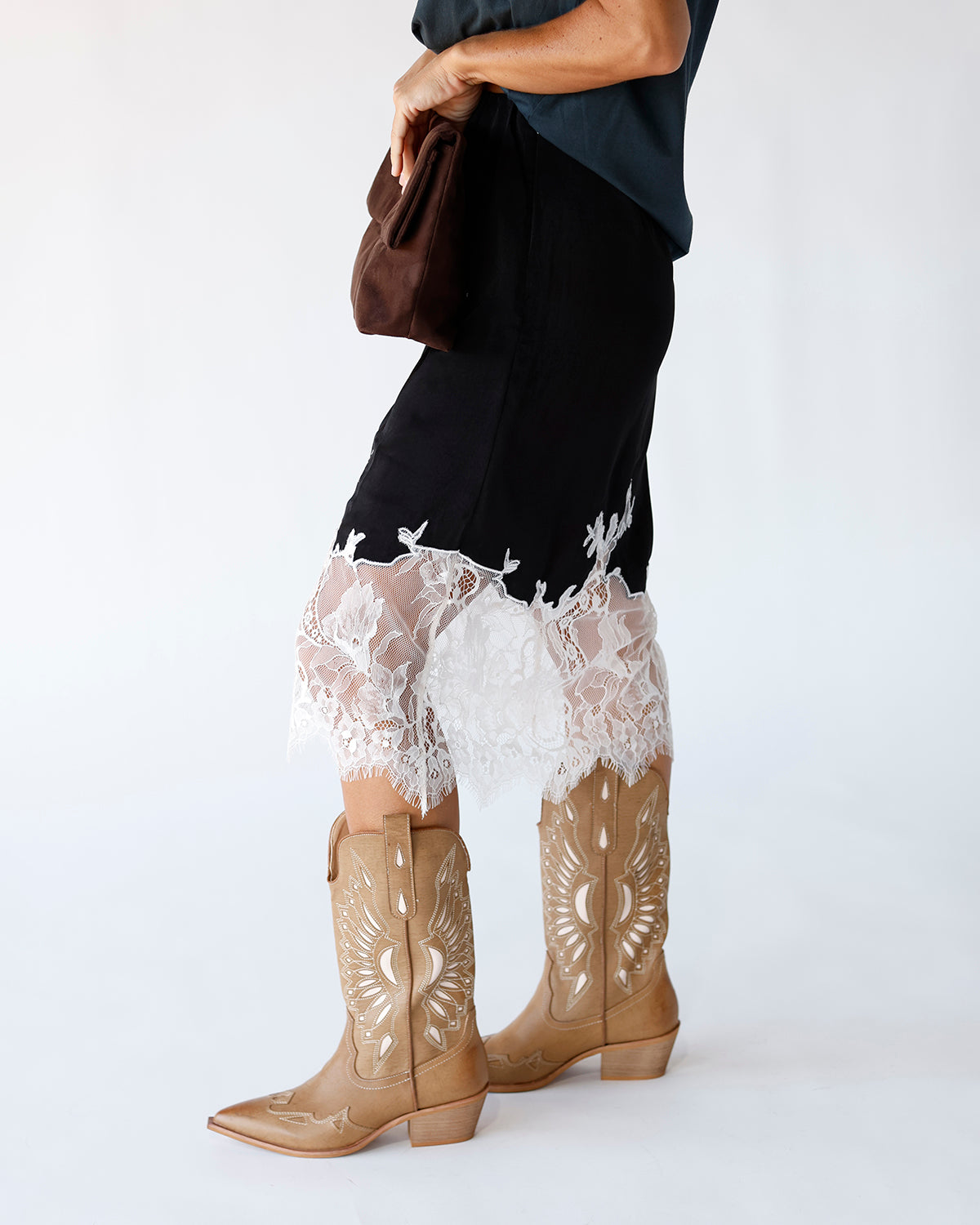 EVIE SLIP SKIRT X BLACK