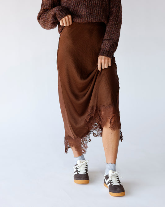 lace satin fall skirt dinner outfit date night fall classics