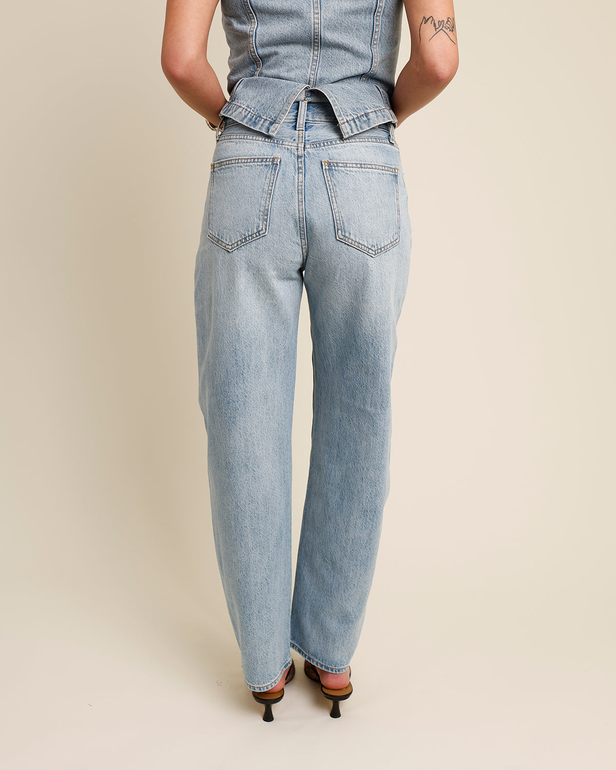 PISTOLA WES HIGH RISE BARREL JEAN IN GAZE