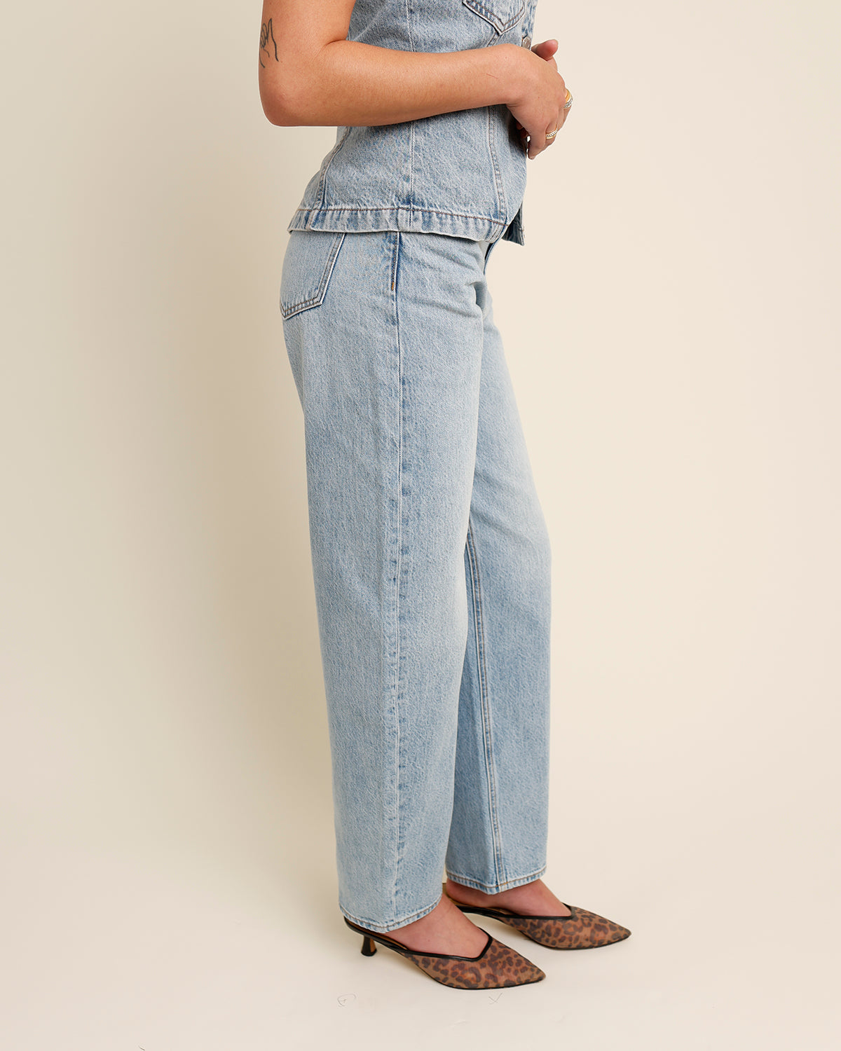 PISTOLA WES HIGH RISE BARREL JEAN IN GAZE