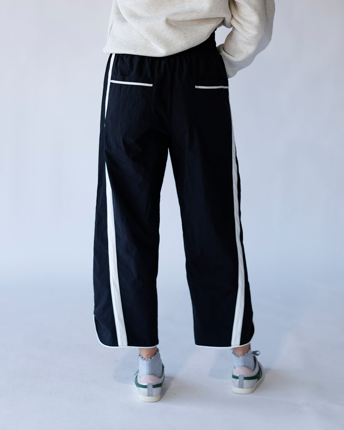PLAYBOOK WINDBREAK PANTS X BLACK