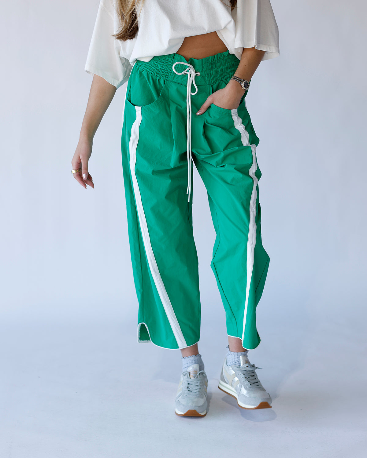 PLAYBOOK WINDBREAKER PANTS X GREEN