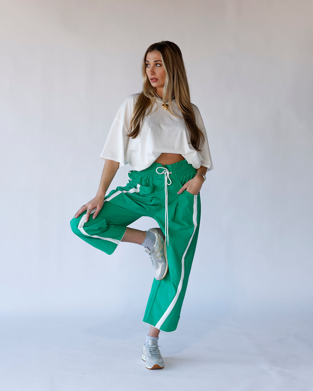 PLAYBOOK WINDBREAKER PANTS X GREEN