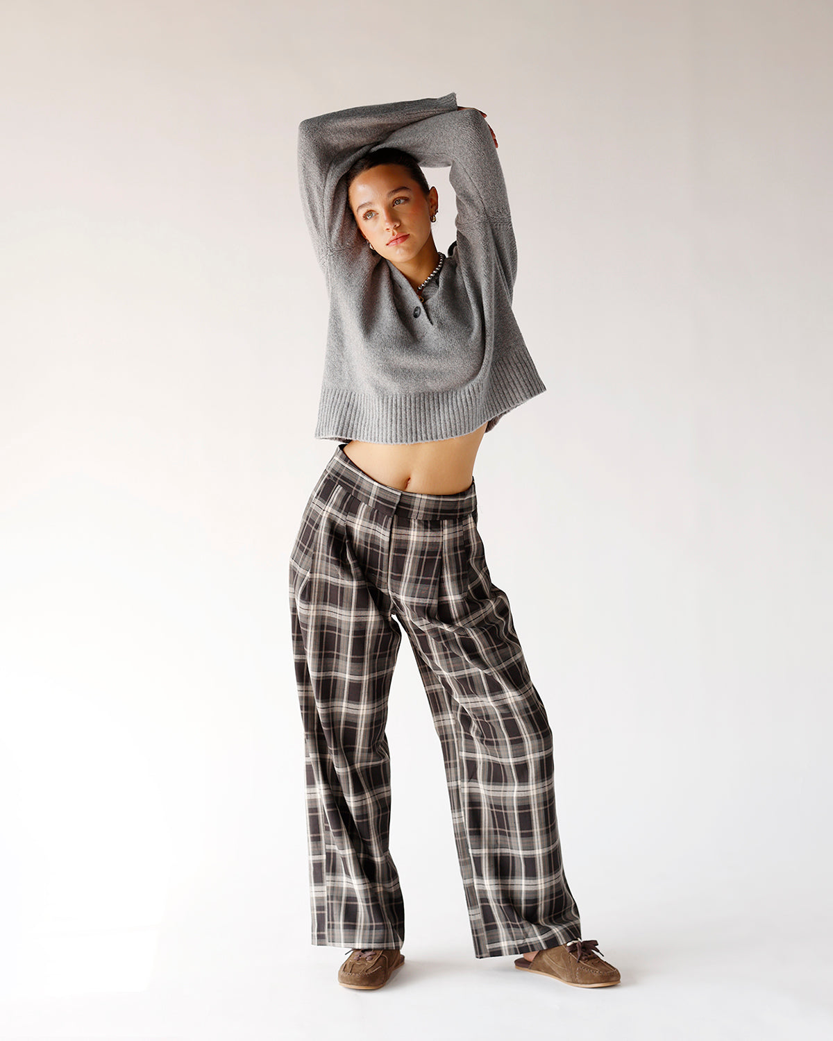 FREE PEOPLE TRADING UP POLO SWEATER X GREY