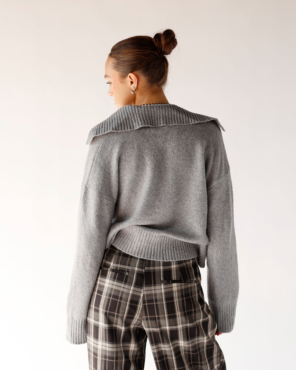 FREE PEOPLE TRADING UP POLO SWEATER X GREY