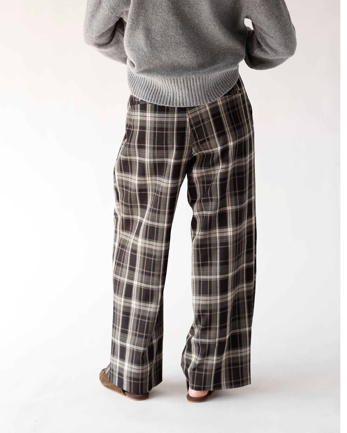 RADICAL PLEATED PLAID TROUSER X BLACK MULTI