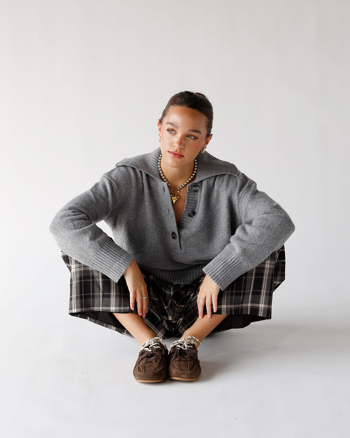 FREE PEOPLE TRADING UP POLO SWEATER X GREY
