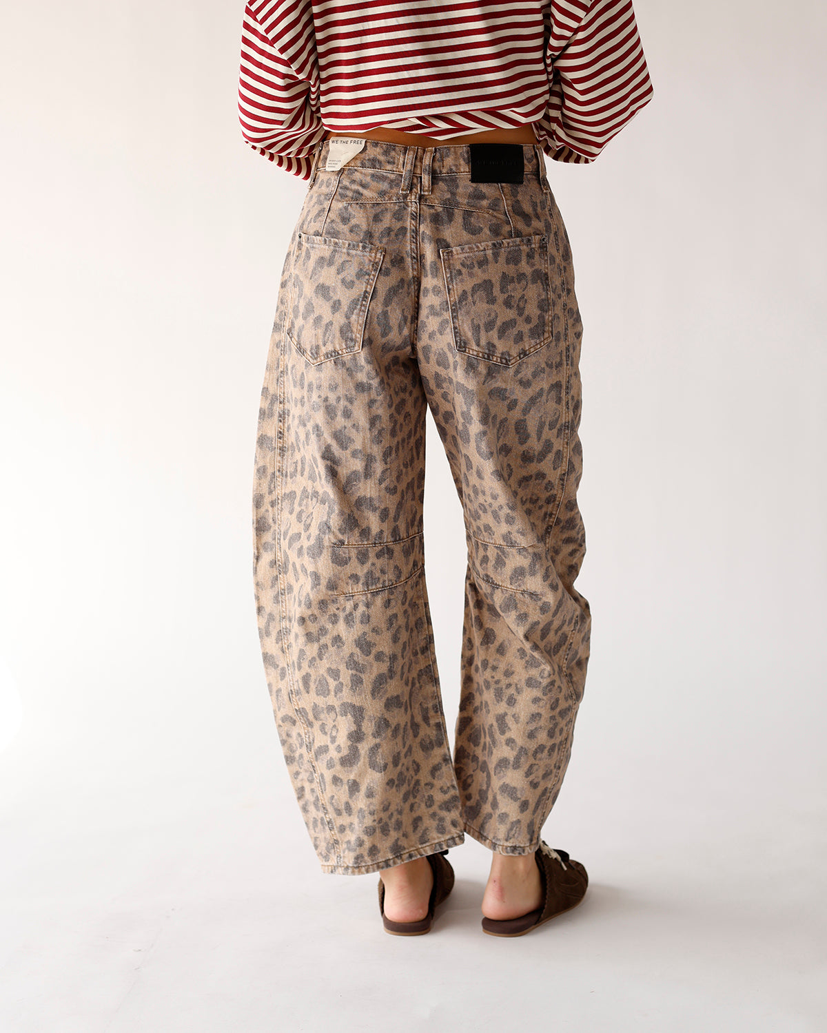 FREE PEOPLE GOOD LUCK LEOPARD BARREL JEAN