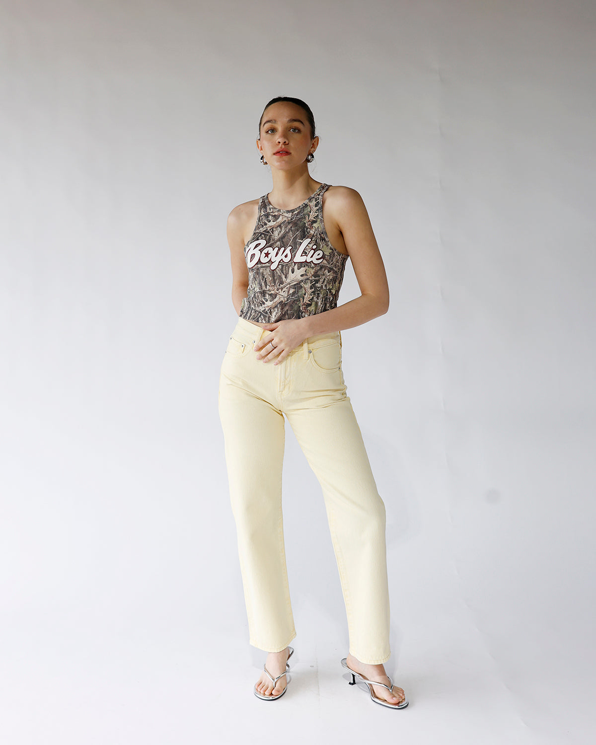 PISTOLA LEXI MID RISE BOWED STRAIGHT JEAN X DAY GLOW