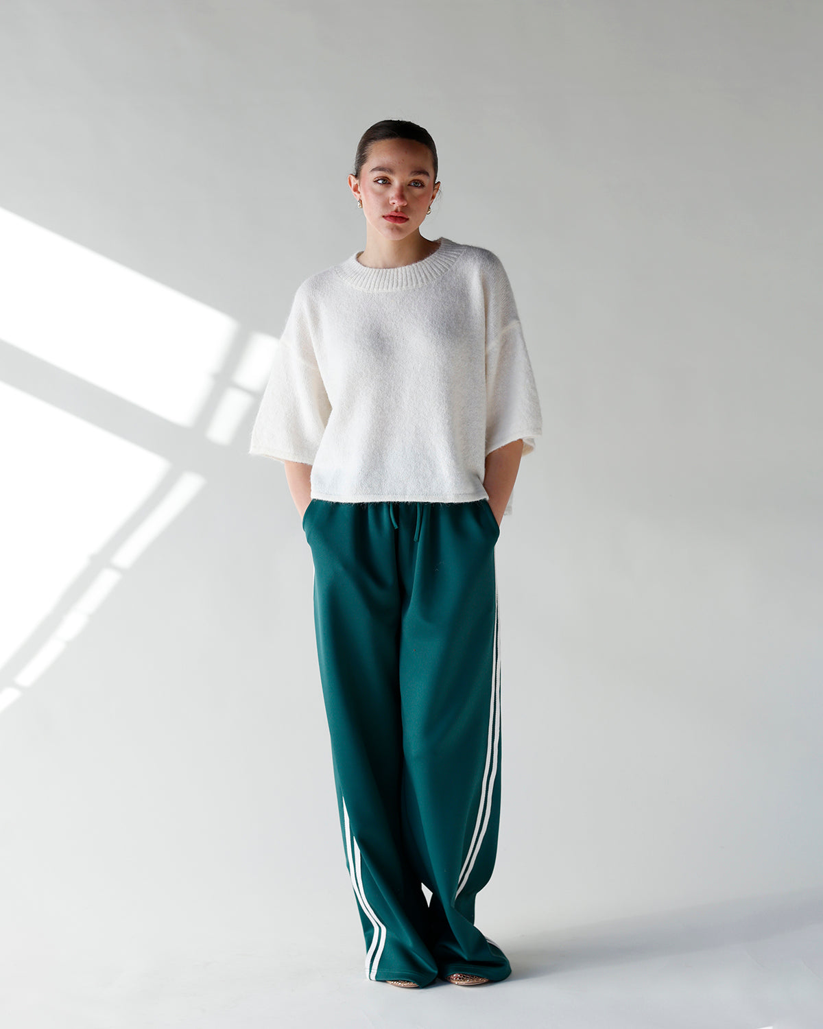 SUNDAY MORNING SWEATER