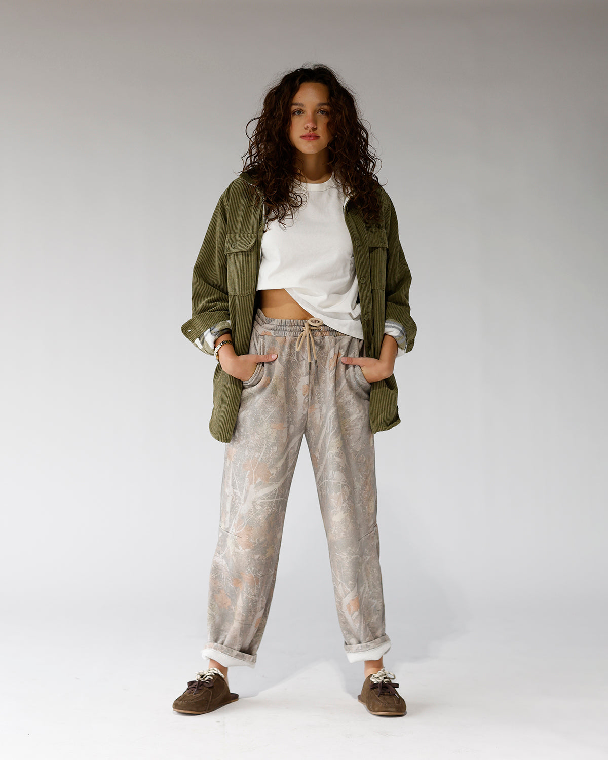 MONROE SHACKET X OLIVE