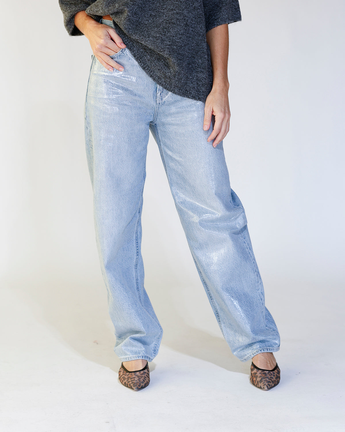 PISTOLA WES HIGH RISE BARREL JEAN X SPELLBOUND