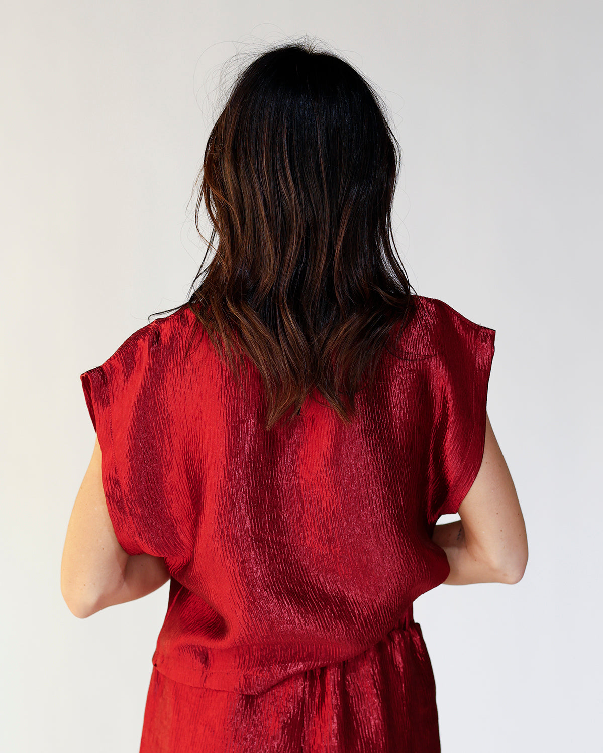 HOLIDAY CHEER TOP X BURGUNDY