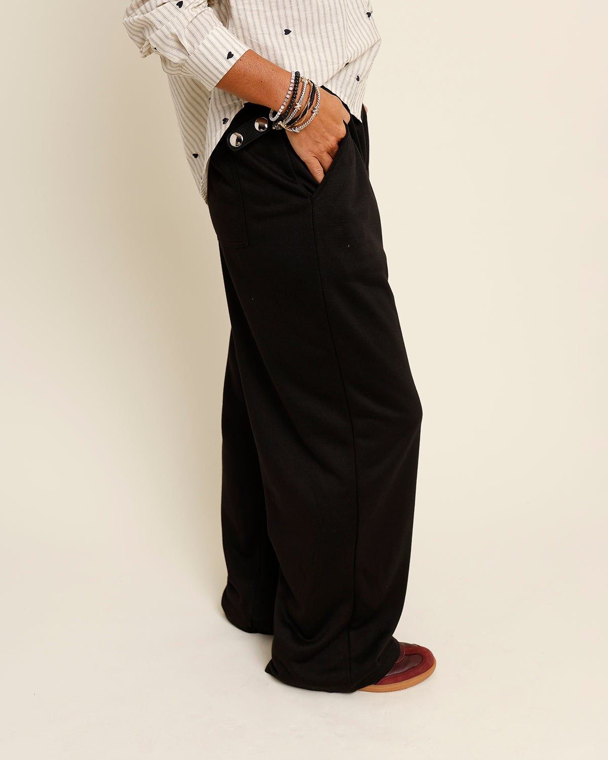 LAID-BACK LUXE SWEATPANTS X BLACK