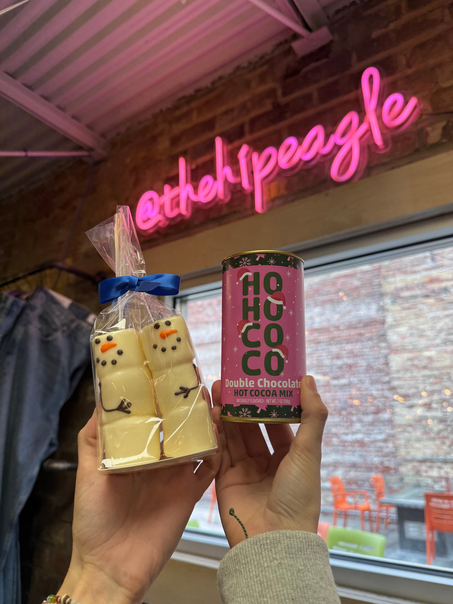 FROSTY'S DOUBLE CHOCOLATE HOT COCOA BUNDLE