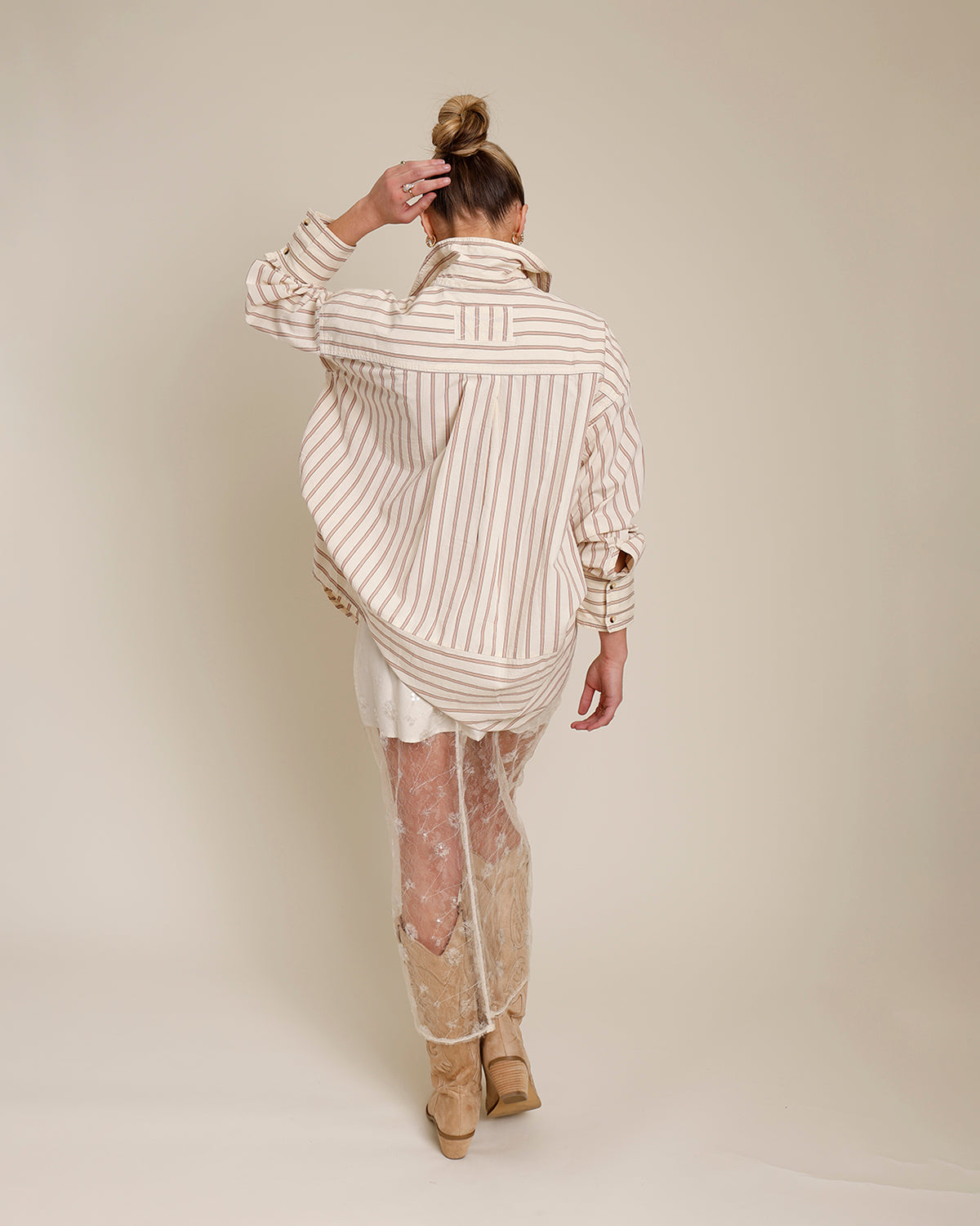 SHOW OFF LACE MIDI SKIRT X CREAM