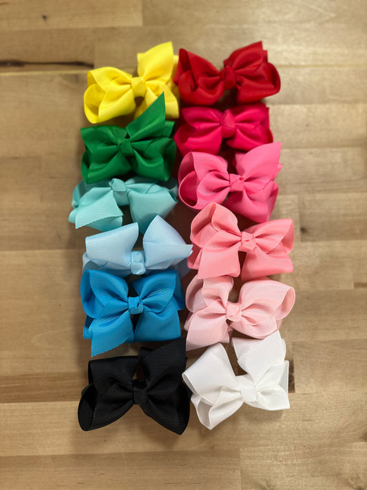 GIRL'S GROSGRAIN BOW CLIP
