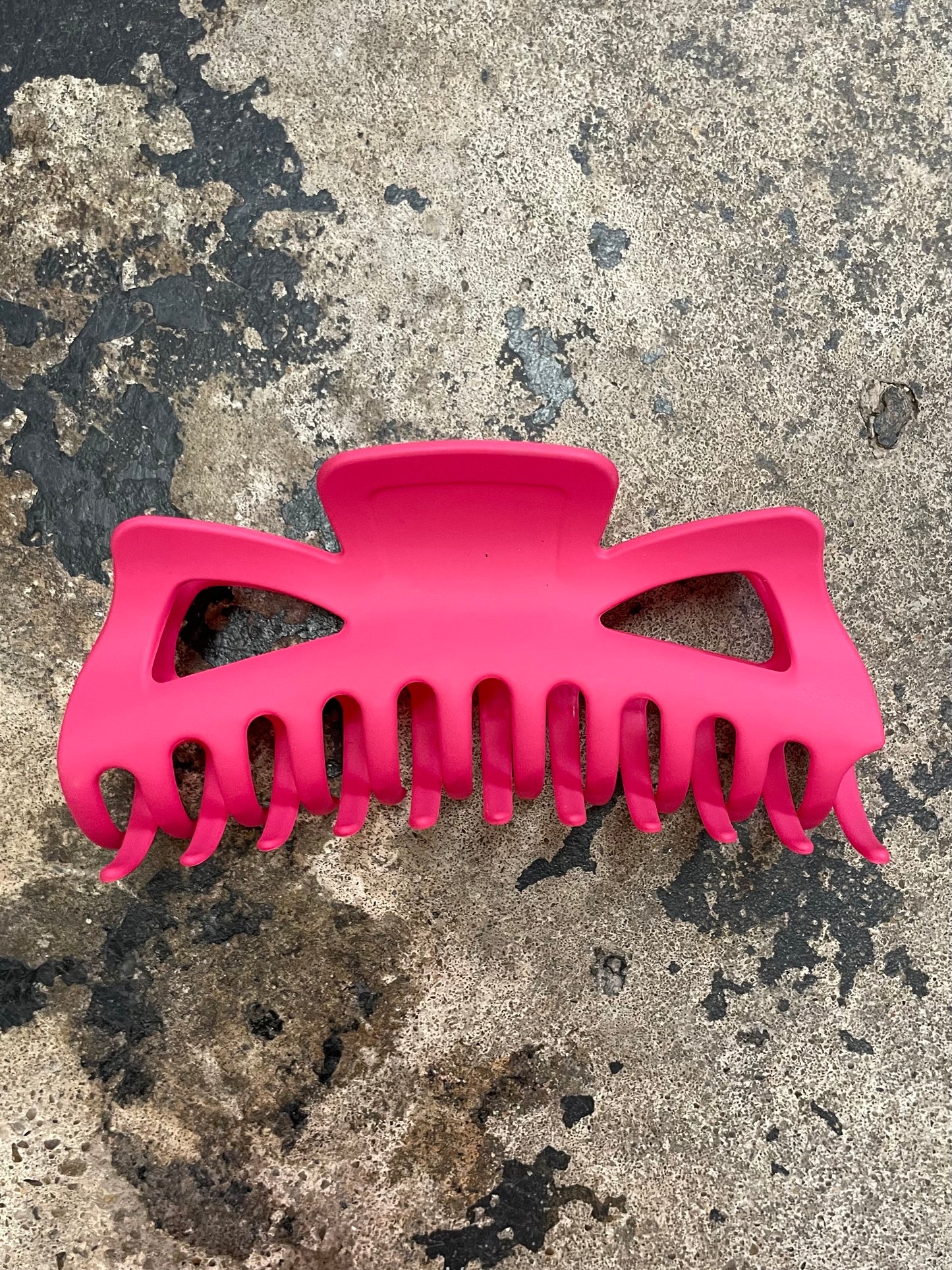 XL HAIR CLAW CLIP