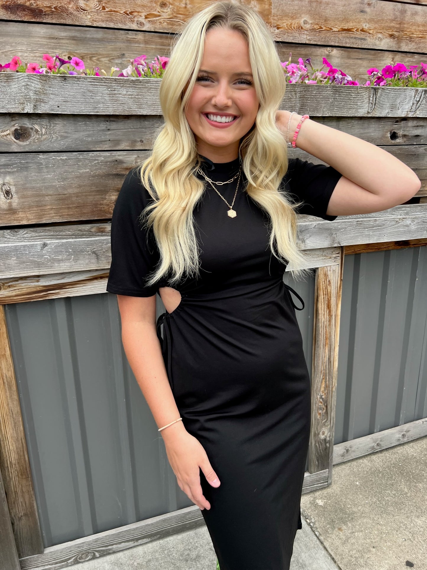 HERD PRESS BOX SOLID CUT OUT MIDI DRESS - THE HIP EAGLE BOUTIQUE