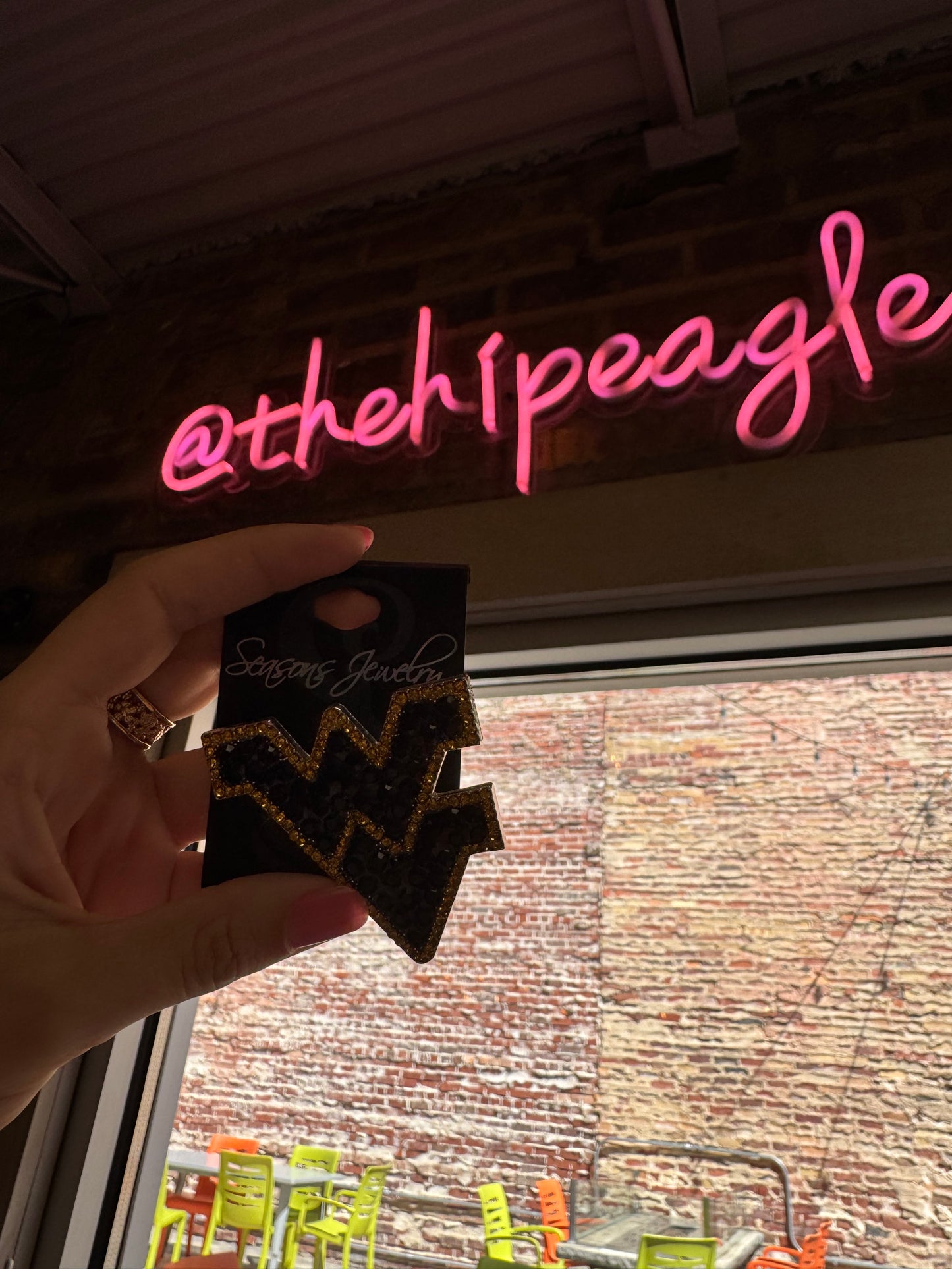 WEST VIRGINIA CRYSTAL LOGO PIN