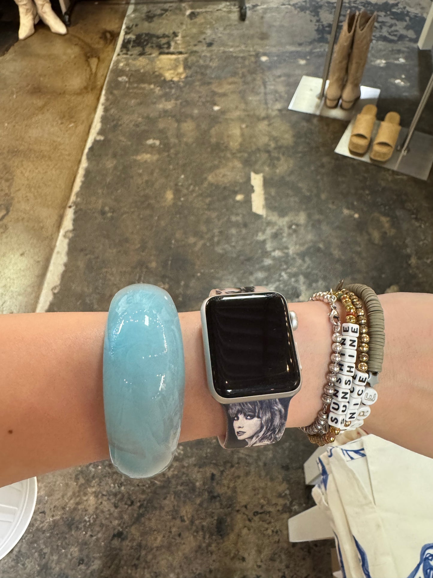 blue resin loose lucite cuff bangle cuff bracelet