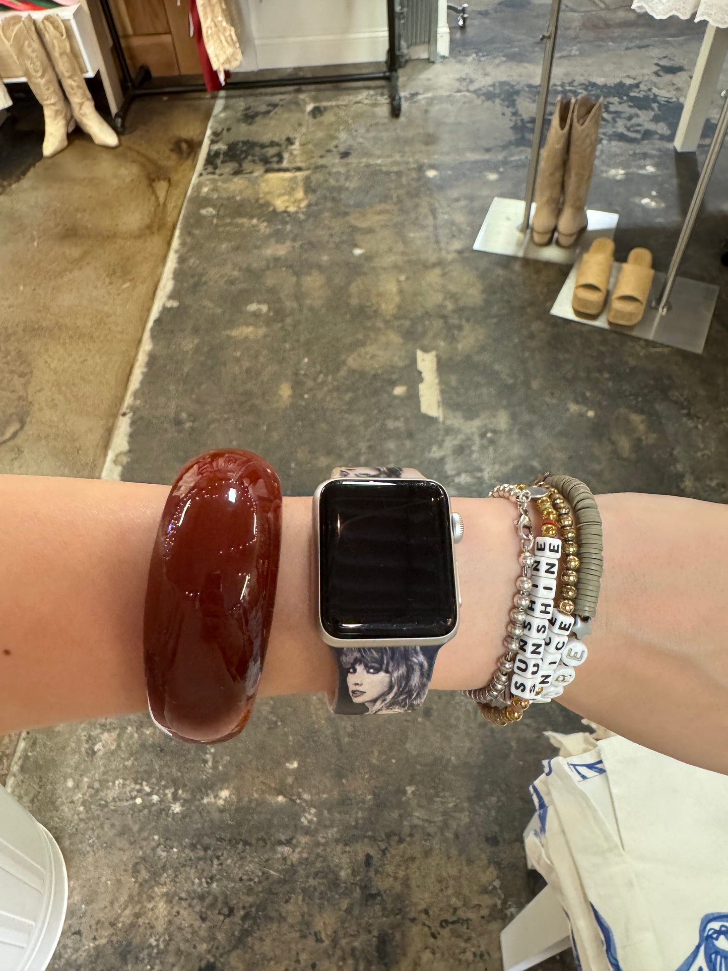 brown resin loose lucite cuff bangle cuff bracelet