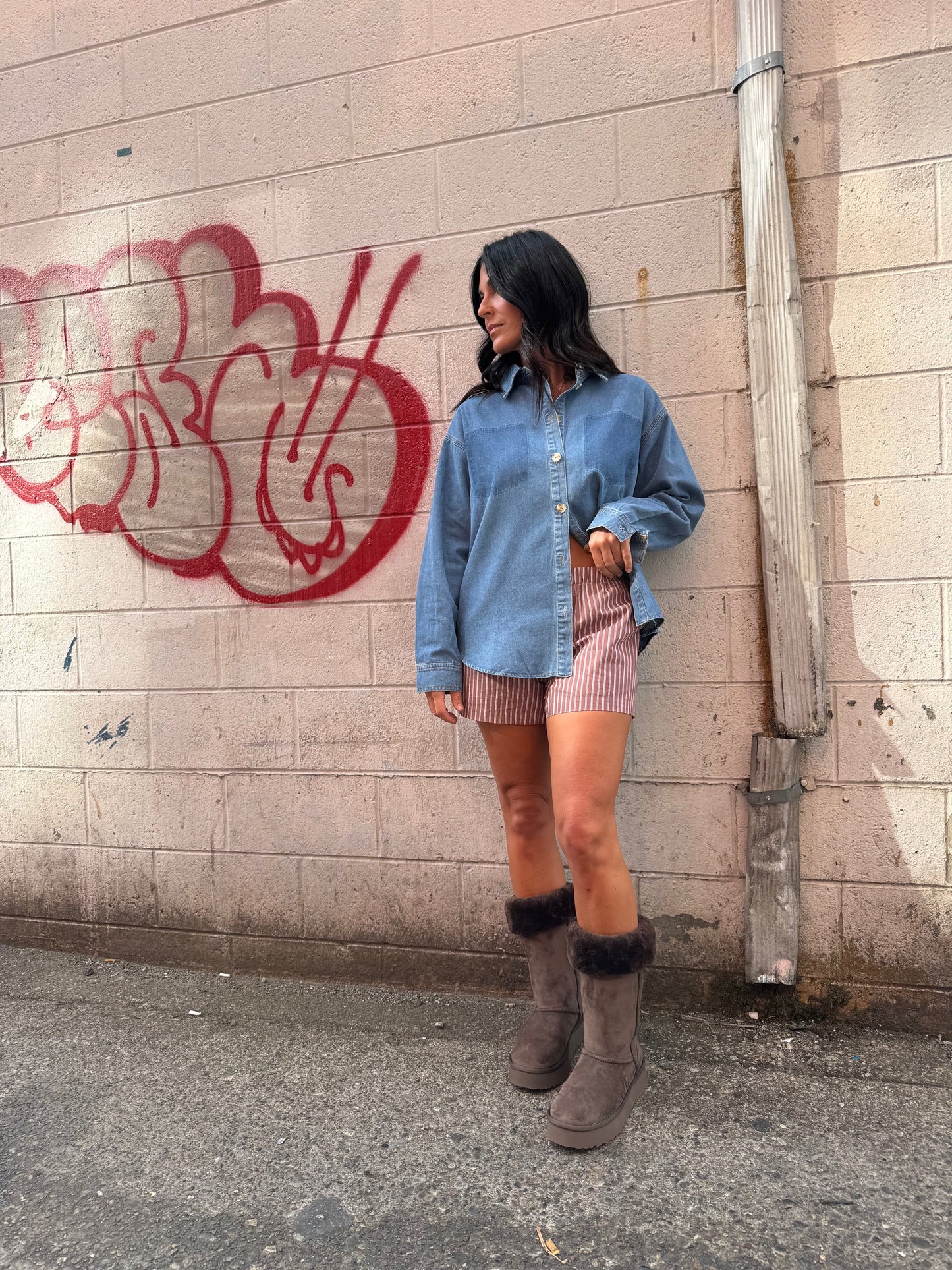 DENIM ON TOP BUTTON UP