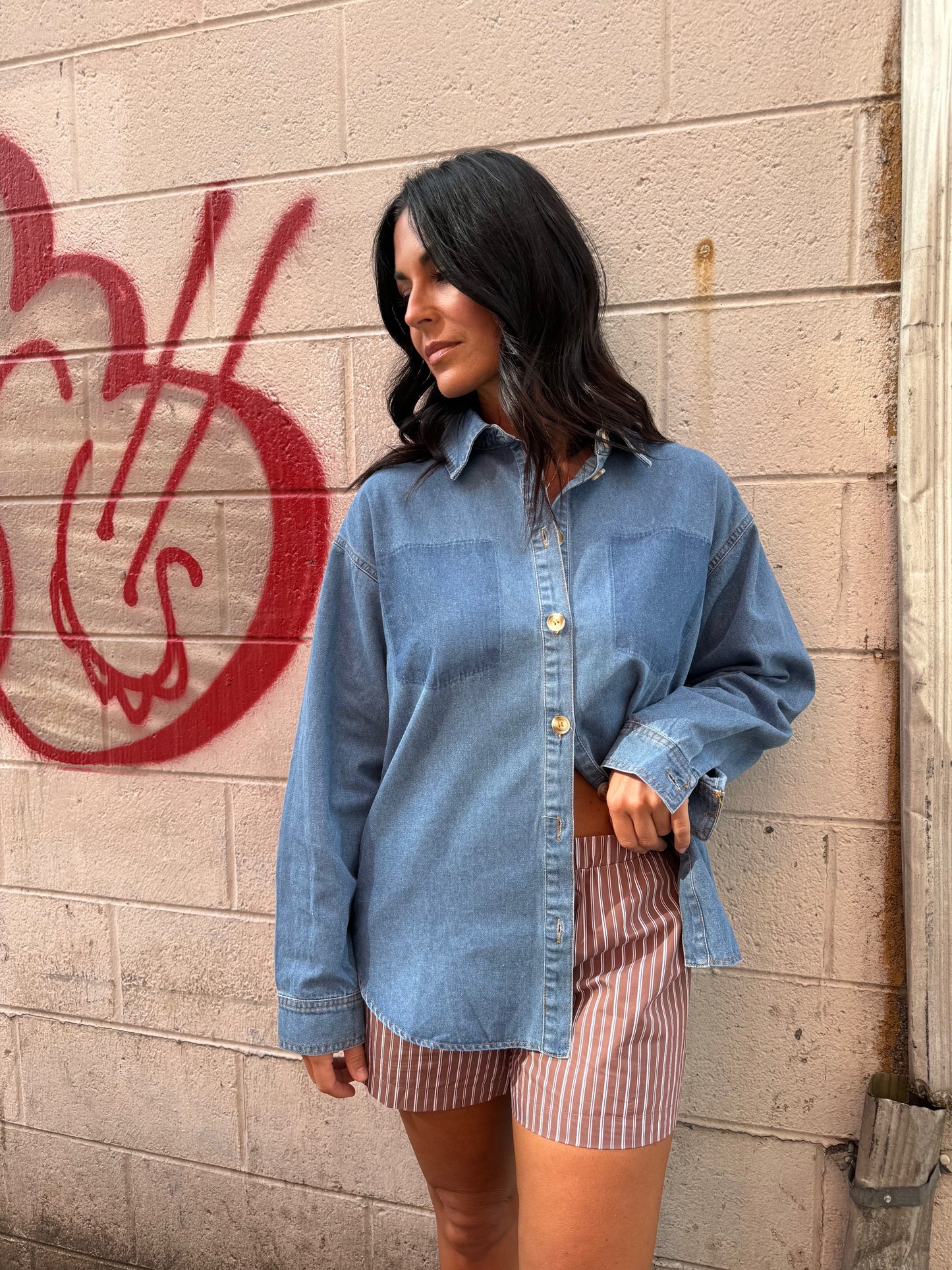DENIM ON TOP BUTTON UP