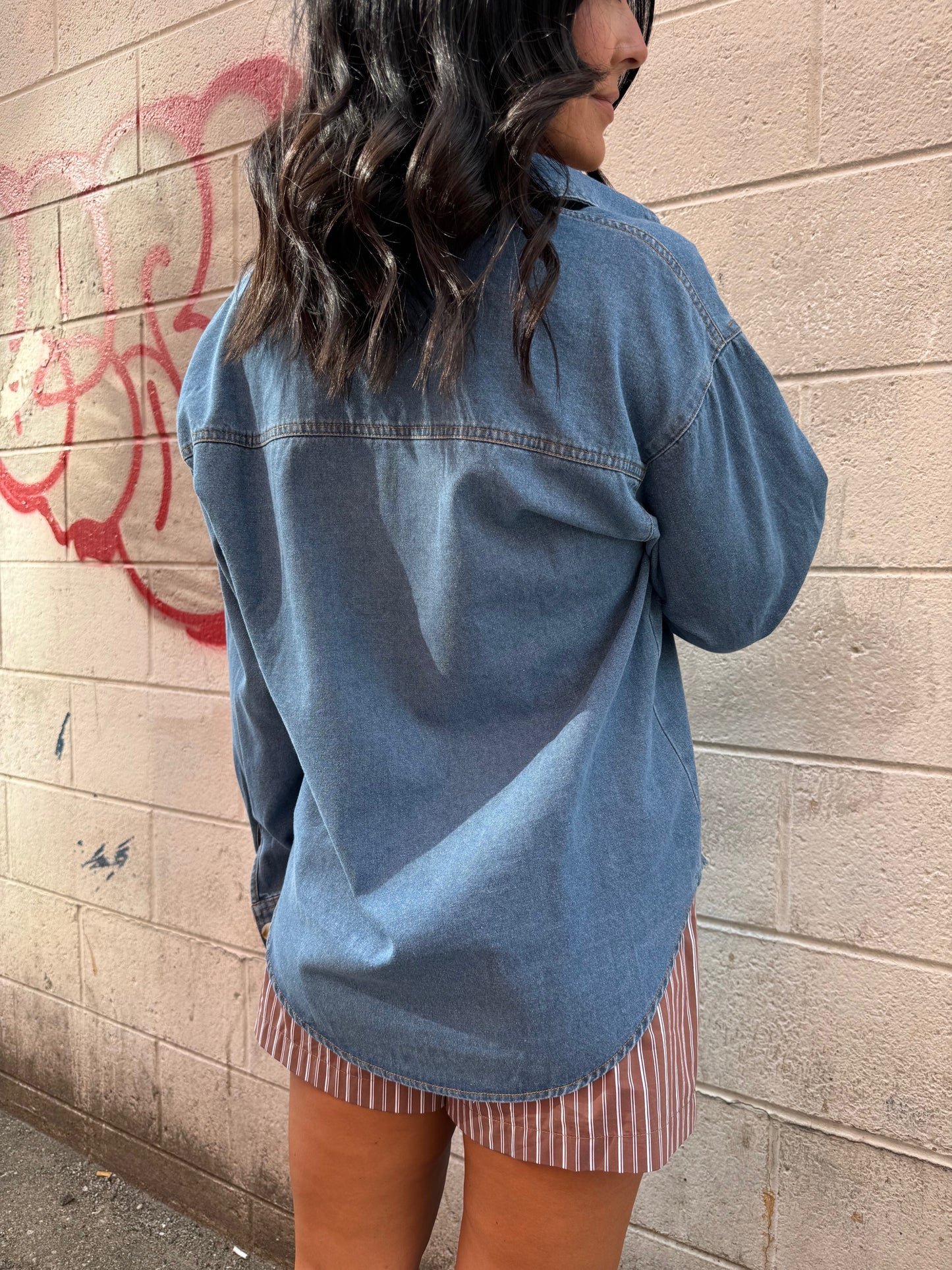 DENIM ON TOP BUTTON UP